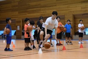 新潟アルビレックスバスケットボールスクール 小出校 小出小学校 トキっ子くらぶ にいがた子育て応援団 グローカルマーケティング