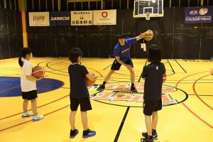 新潟アルビレックスバスケットボールスクール 栃尾校 長岡市栃尾体育館 トキっ子くらぶ にいがた子育て応援団 グローカルマーケティング